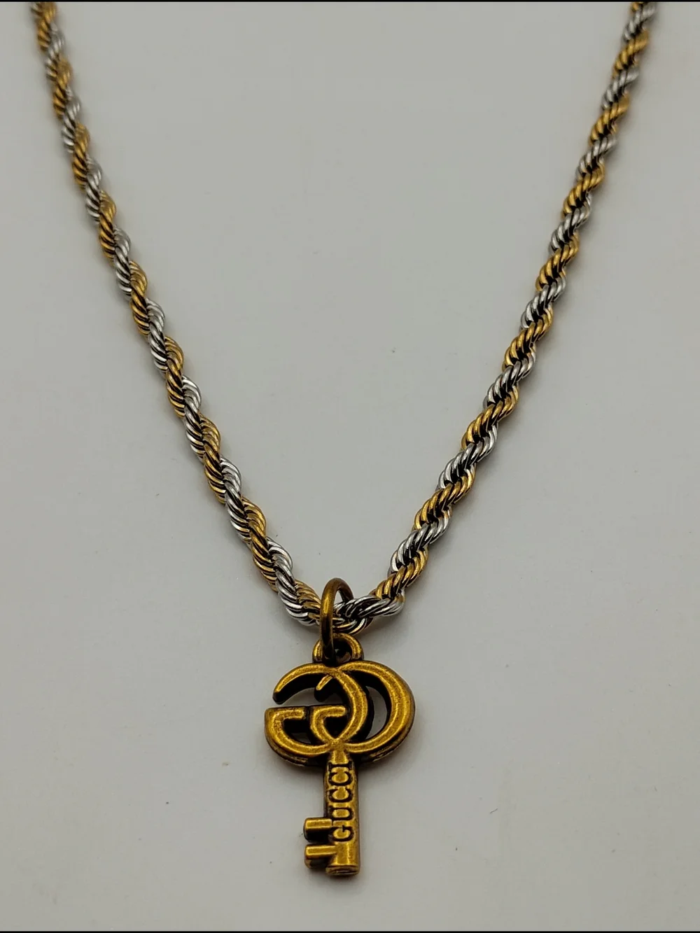 Gucci Key Pendant On A Two Tone Rope Necklace - Picture 6 of 7